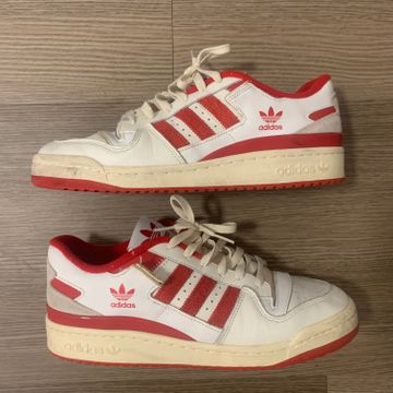 Adidas - Sneakers (White, Red, Beige)