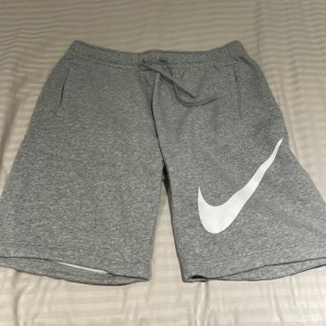 Nike - Shorts cargo (Gris)