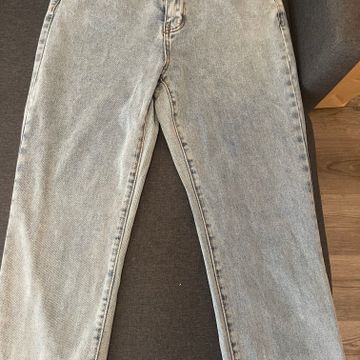 Fashion nova - High waisted jeans