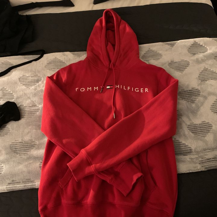 Tommy Hilfiger - Hoodies & Sweatshirts, Hoodies | Vinted