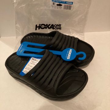 Hoka One - Flat sandals (Black)
