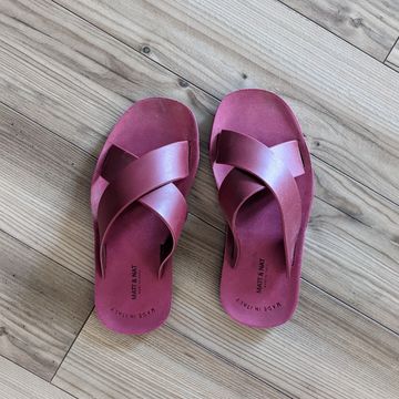 Mattandnat - Flat sandals (Red)