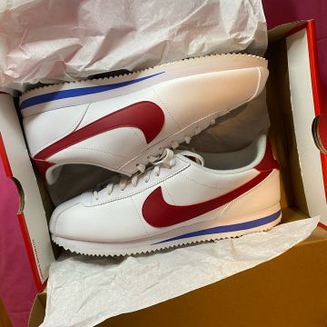 Nike deals cortez 11