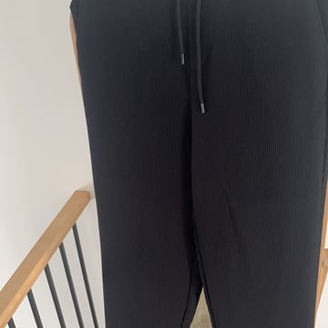 Bershka - Wide-legged pants (Black)