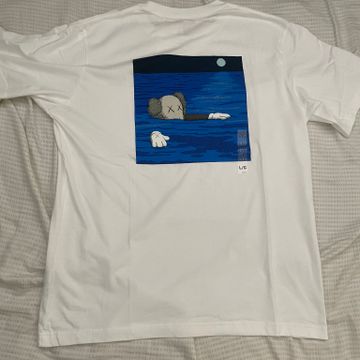 Uniqlo - Short sleeved T-shirts (White, Blue)