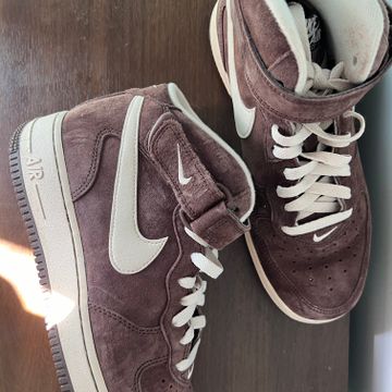 Nike - Sneakers (White, Brown)