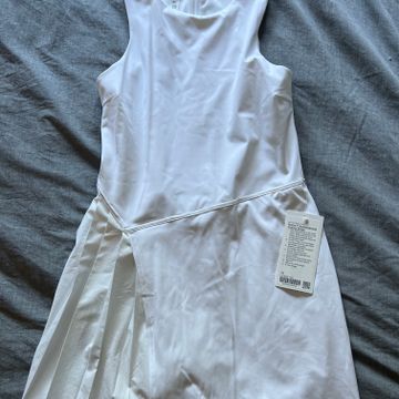Lululemon - Dresses (White)