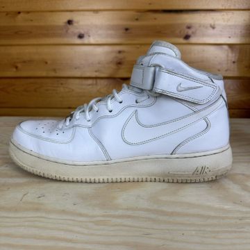 white girls shoes nike - Vinted