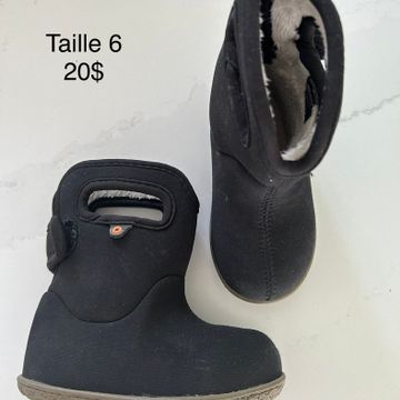 Bogs - Mid-calf boots (Black)