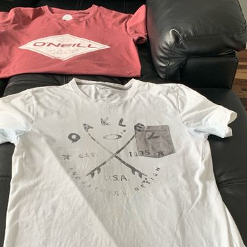 Oneil Oakley  - T-shirts