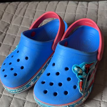 Crocs - Slip-on shoes (Blue, Red)