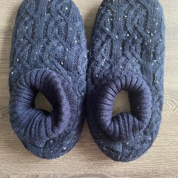 Inconnue  - Slippers & flip-flops (White, Blue)