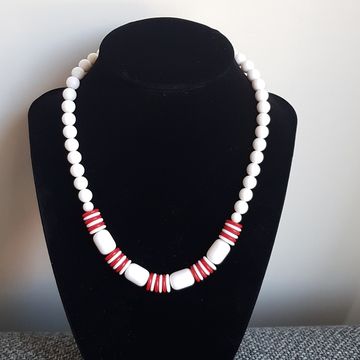 Vintage - Necklaces & pendants (White, Red)