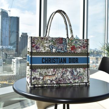 Dior - Tote bags (White, Blue, Red)