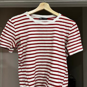 Zara - T-shirts (White, Red)