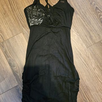 Karv - Petites robes noires