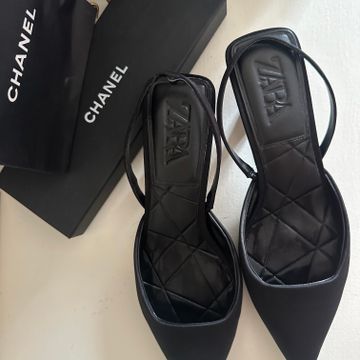 Zara - Mules & Clogs (Black)