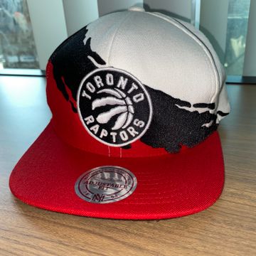 Mitchell & Ness - Hats (White, Red)
