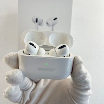 Apple - Other tech accessories (White)