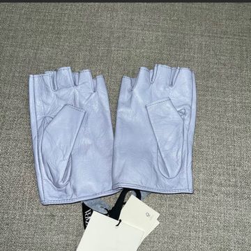 Zara - Gloves & Mittens
