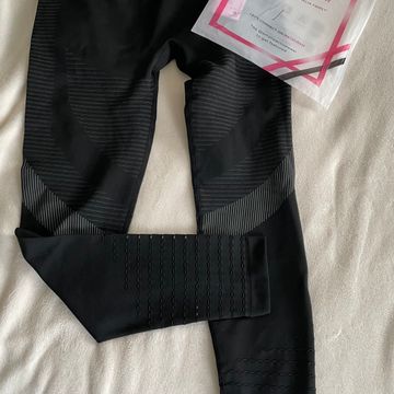 Amelia Activewear - Joggers & Sweatpants (Black)