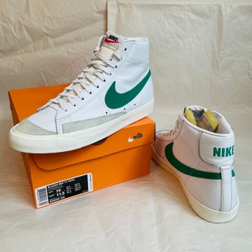 Nike - Sneakers (White, Green)
