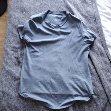 H&M - T-shirts (Blue)