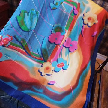 Han Mei - Large scarves & shawls (Blue, Yellow, Green, Orange, Lilac, Pink, Red)