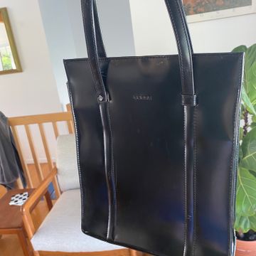 Guess - Handbags (Black)