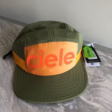 Ciele - Caps (Green, Orange)