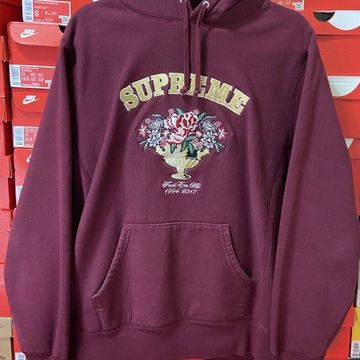 Supreme flower store vase hoodie