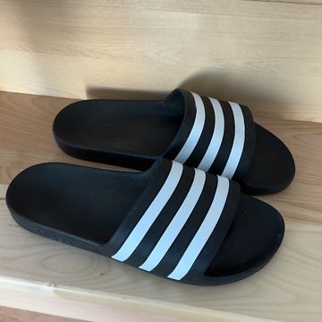 Adidas - Pantoufles et gougounes (Blanc, Noir)