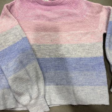 Gap - Sweatshirts & Hoodies (Lilac, Pink, Grey)