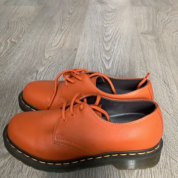 Doc Martens  - Chaussures plates (Orange)