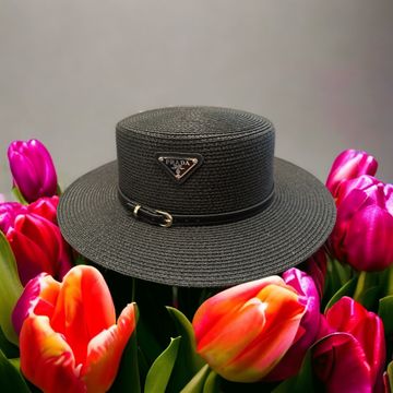 Prada  - Hats (Black)