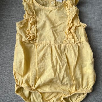 H&M - Body suits (Yellow)