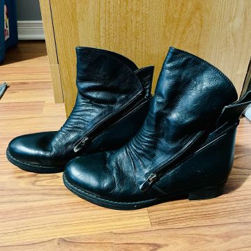Chaussures en cuir - Bottines et bottines (Noir)
