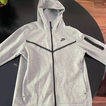 Nike - Hoodies & Sweatshirts (Grey)