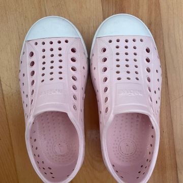 Native  - Baby shoes (Pink)