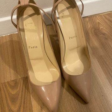 louboutin - High heels (Beige)