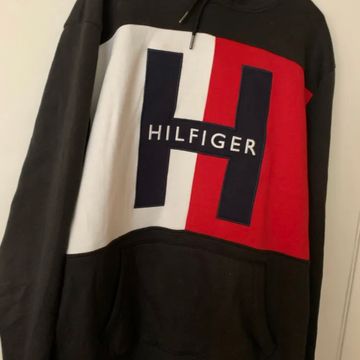 Red white and blue tommy best sale hilfiger hoodie