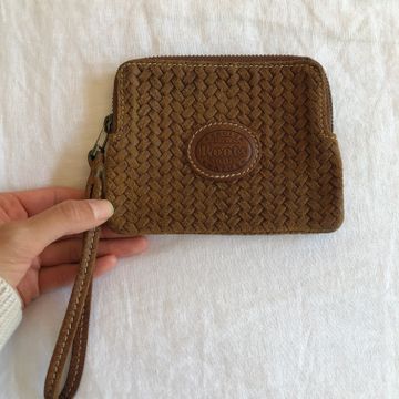 Roots  - Clutches & Wristlets (Brown)