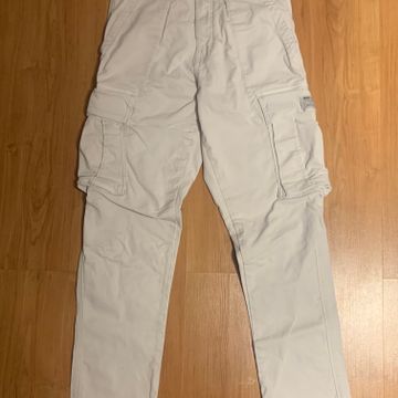 Zara - Pantalons cargo (Beige)