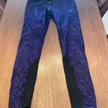 Nike - Joggers & Sweatpants (Black, Purple, Lilac)