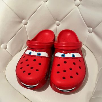 Crocs - Slippers & flip-flops (Red)