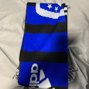 Adidas - Large scarves & shawls (White, Black, Blue)