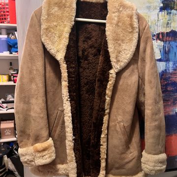 Inconnu  - Faux fur coats (Brown, Beige, Cognac)