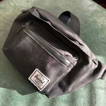 Herschel - Handbags (Black)