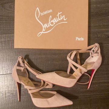 Louboutin - High heels (Beige)