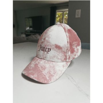 Juicy Couture  - Caps (White, Pink)